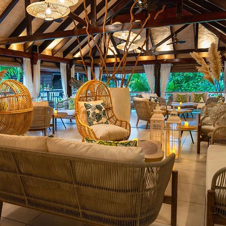 Acajou Beach Resort Anse Volbert Village  Exterior photo